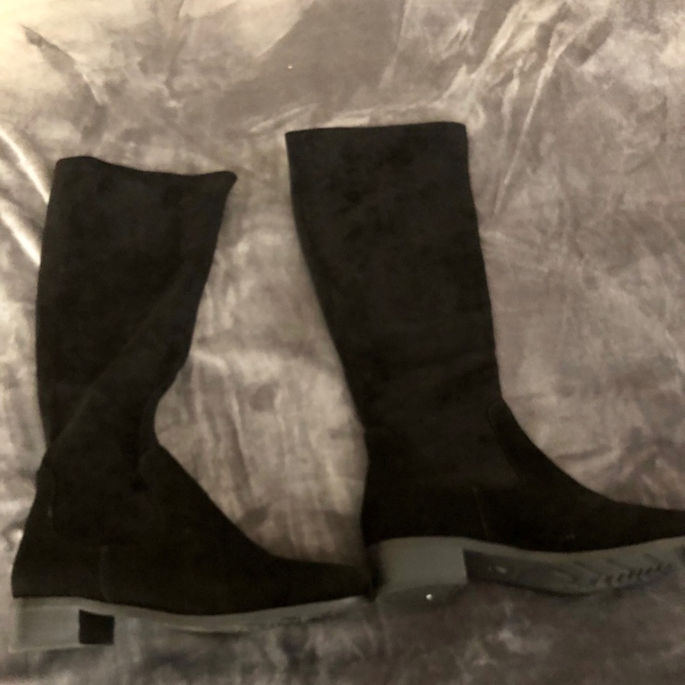 Suade Boots